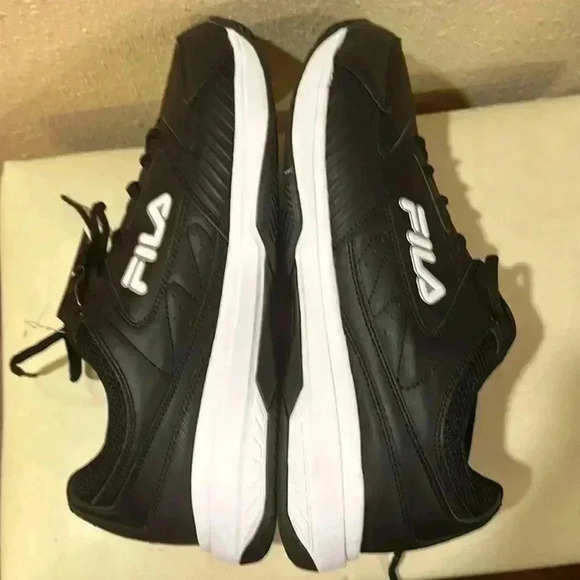 Fila Pickleball. Size 11.5 - Picture 6 of 8
